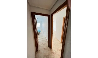 Resale - Apartment / flat - Torrevieja - Playa del Cura