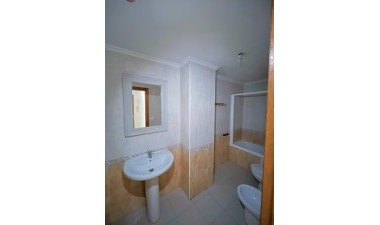 Resale - Apartment / flat - Torrevieja - Playa del Cura