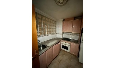 Resale - Apartment / flat - Torrevieja - Playa del Cura