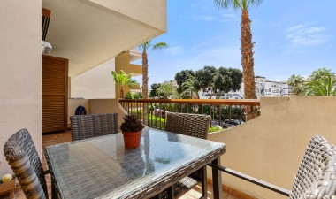 Resale - Apartment / flat - Punta Prima - Costa Blanca