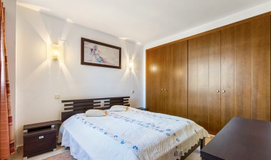 Resale - Apartment / flat - Punta Prima - Costa Blanca