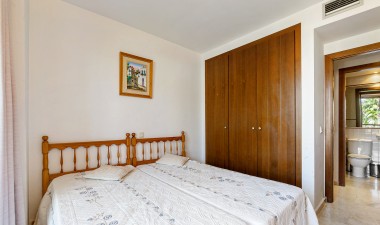 Resale - Apartment / flat - Punta Prima - Costa Blanca