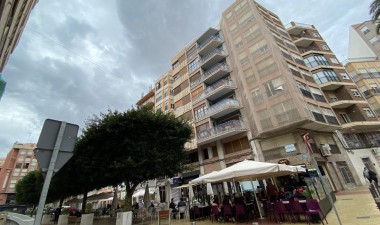 Resale - Apartment / flat - Elche - Costa Blanca