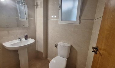 Resale - Apartment / flat - Torrevieja - Acequion