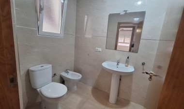 Resale - Apartment / flat - Torrevieja - Acequion