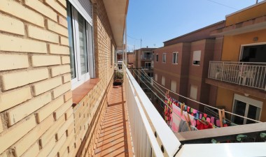 Återförsäljning - Lägenhet / lägenhet - Torrevieja - Playa De Los Naufragos