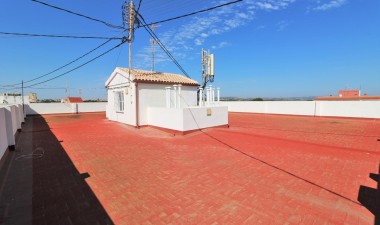 Resale - Apartment / flat - Torrevieja - Playa De Los Naufragos