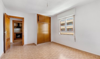 Resale - Apartment / flat - Punta Prima - Costa Blanca