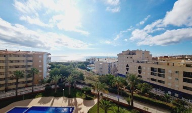 Resale - Apartment / flat - La Mata - Costa Blanca