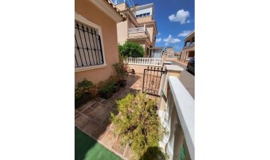 Resale - Villa - Torrevieja - Costa Blanca