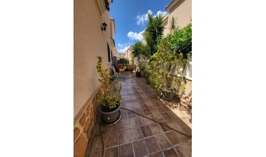 Resale - Villa - Torrevieja - Costa Blanca