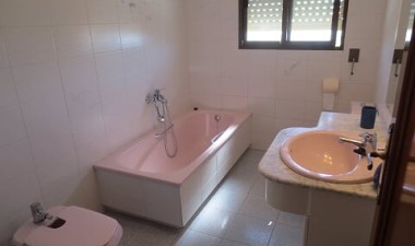 Resale - Villa - Salinas - Inland