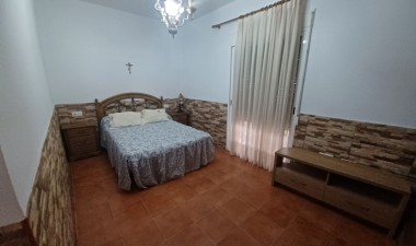 Resale - Villa - cuevas de marin - Inland