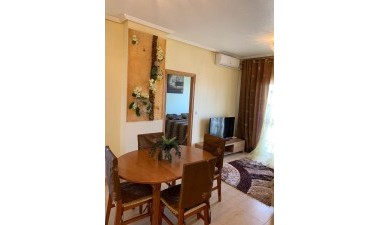 Resale - Apartment / flat - Guardamar del Segura - Puerto