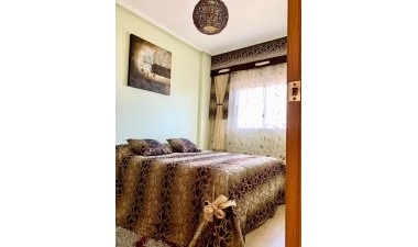 Resale - Apartment / flat - Guardamar del Segura - Puerto