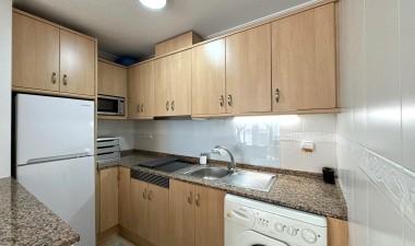 Resale - Apartment / flat - Torrevieja - Centro