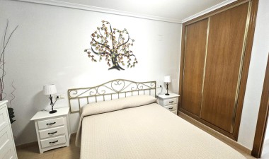 Resale - Apartment / flat - Torrevieja - Centro