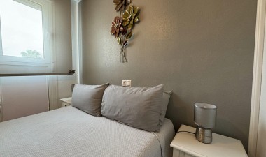 Resale - Apartment / flat - Torrevieja - Centro