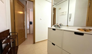 Resale - Apartment / flat - Torrevieja - Centro