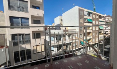 Resale - Apartment / flat - Torrevieja - Centro