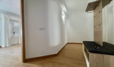 Resale - Apartment / flat - Torrevieja - Centro