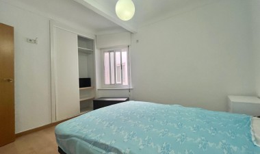 Resale - Apartment / flat - Torrevieja - Centro