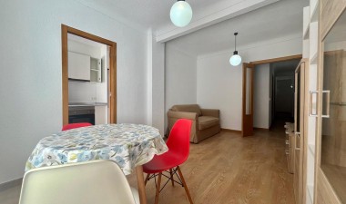 Resale - Apartment / flat - Torrevieja - Centro