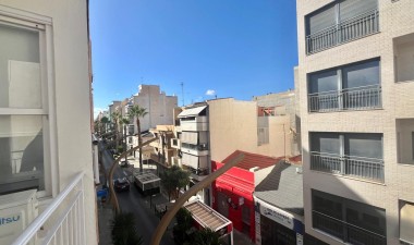 Resale - Apartment / flat - Torrevieja - Centro