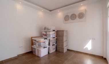 Resale - Villa - Orihuela Costa - La Zenia