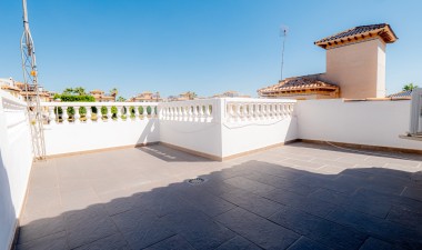 Resale - Villa - Orihuela Costa - La Zenia