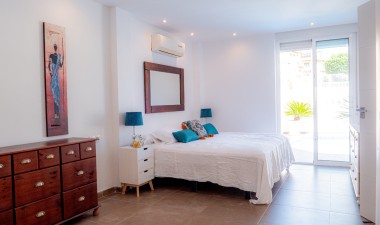 Resale - Villa - Orihuela Costa - La Zenia