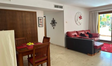 Resale - Apartment / flat - Torrevieja - Costa Blanca