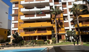 Resale - Apartment / flat - Torrevieja - Costa Blanca