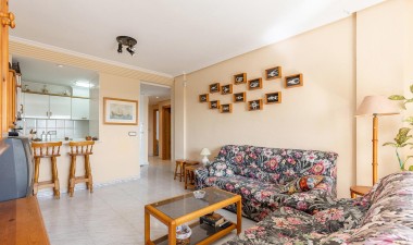 Herverkoop - Appartement / flat - Torrevieja - Nueva Torrevieja