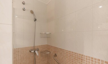 Resale - Apartment / flat - Torrevieja - Nueva Torrevieja