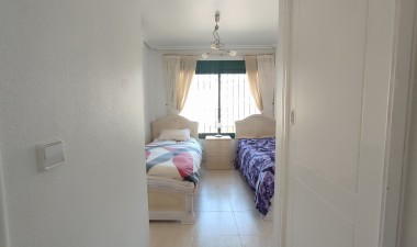 Resale - Apartment / flat - Campoamor - Costa Blanca