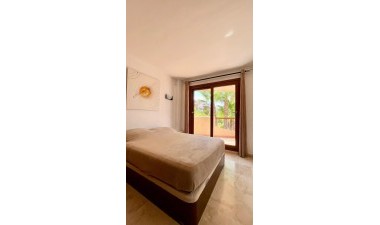 Resale - Apartment / flat - Orihuela Costa - Punta Prima