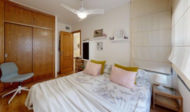 Resale - Apartment / flat - Torrevieja - Playa de los Locos