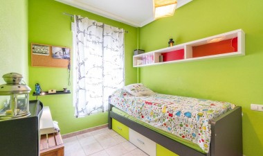 Resale - Apartment / flat - Orihuela Costa - La Zenia