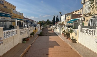 Resale - Town House - Torrevieja - Costa Blanca