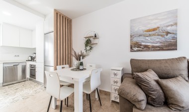 Resale - Apartment / flat - Torre de la Horadada - Costa Blanca