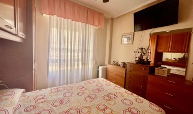 Resale - Apartment / flat - Torrevieja - Playa de los Locos