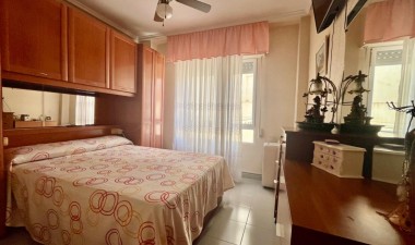 Resale - Apartment / flat - Torrevieja - Playa de los Locos