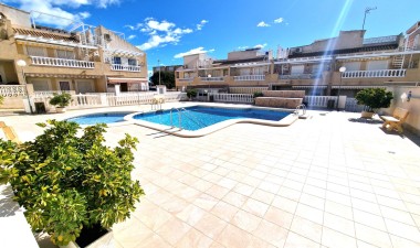 Resale - Apartment / flat - Torrevieja - Torrejón