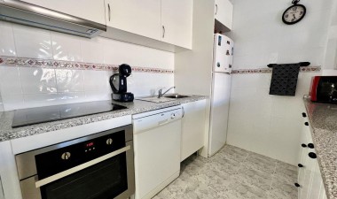 Resale - Apartment / flat - Torrevieja - Torrejón