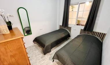 Resale - Apartment / flat - Torrevieja - Torrejón