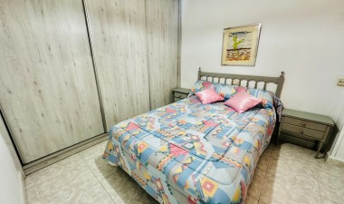 Resale - Apartment / flat - Torrevieja - Playa de los Locos