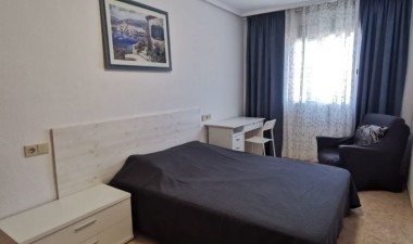 Resale - Apartment / flat - Torrevieja - Costa Blanca