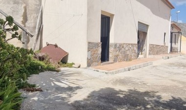 Resale - Country House - Hondón de las Nieves - Inland