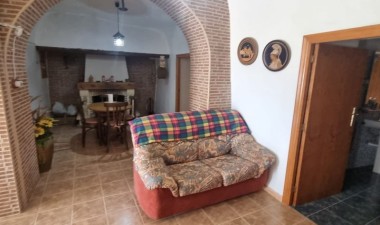 Resale - Country House - Hondón de las Nieves - Inland